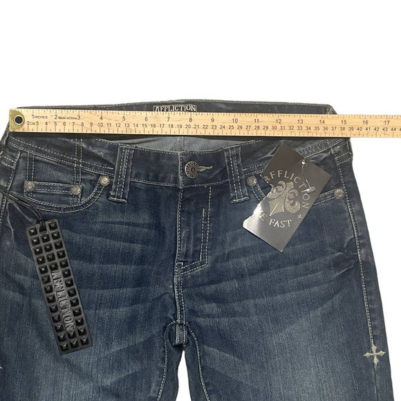 NWT Womens AFFLICTION Raquel Denim Jeans sz 28 - Picture 4 of 9
